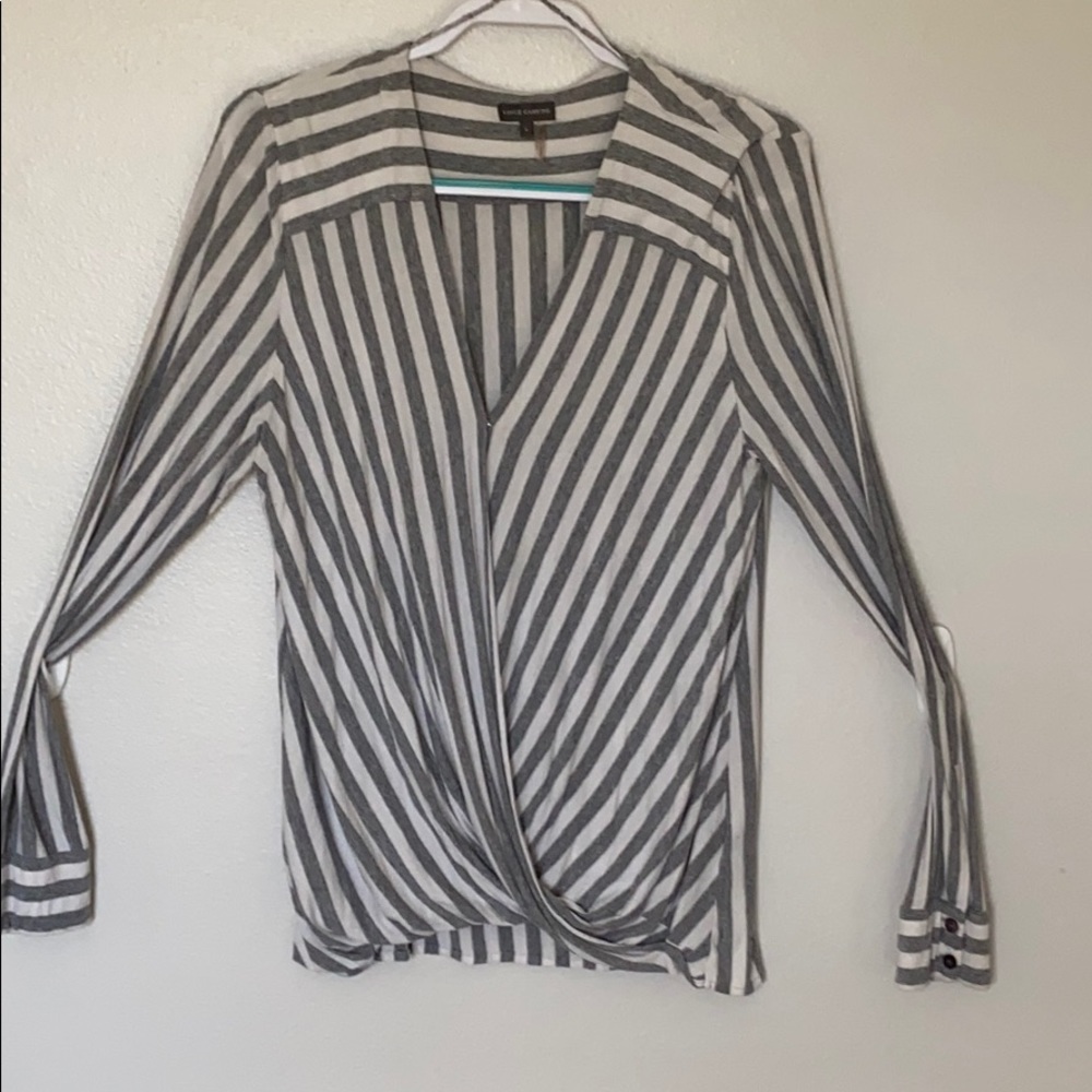 Vince Camuto Gray high/low open front top